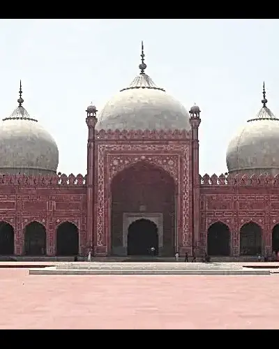 Badshahi Mosque