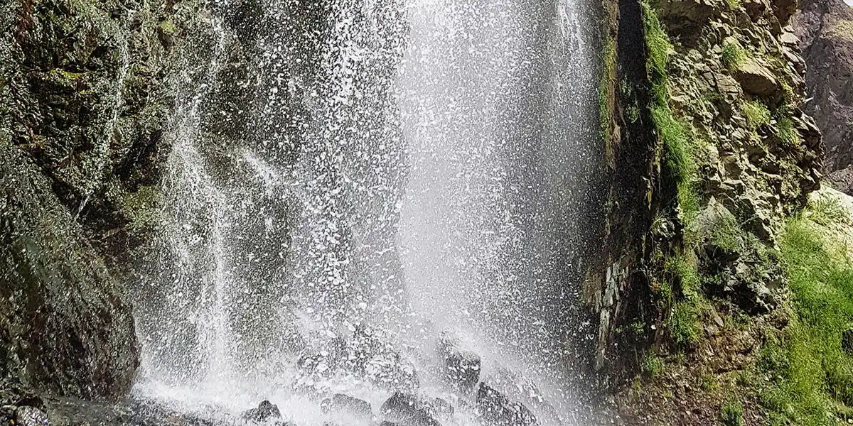 Manthokha Waterfall