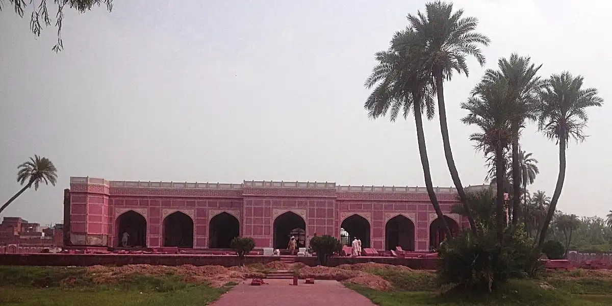 Noor Jahan Tomb
