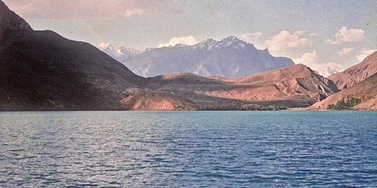 Satpara Lake