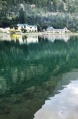 Mirror Like Effect of Shangrila Lake